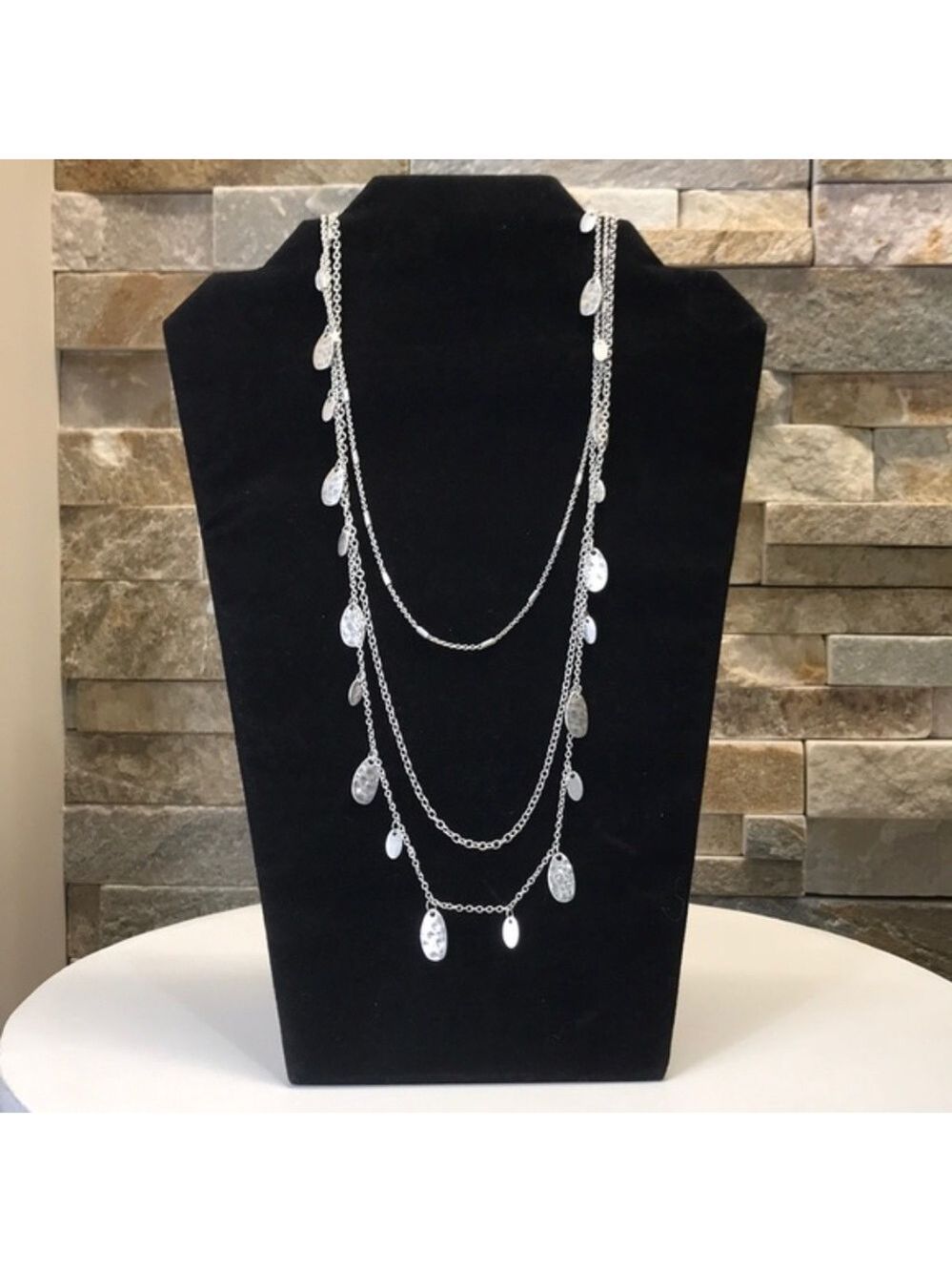 💎💎💎Canvas Silvertone Multi-Strand Necklace